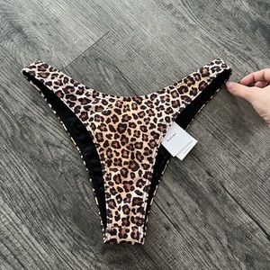 cheetah swim bottom